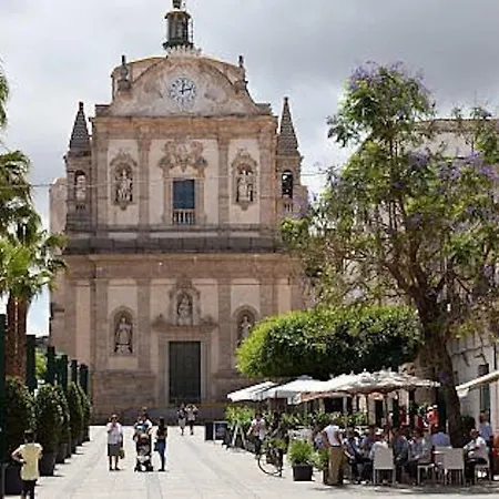 Il Girasole Del Centro Storico * Alcamo